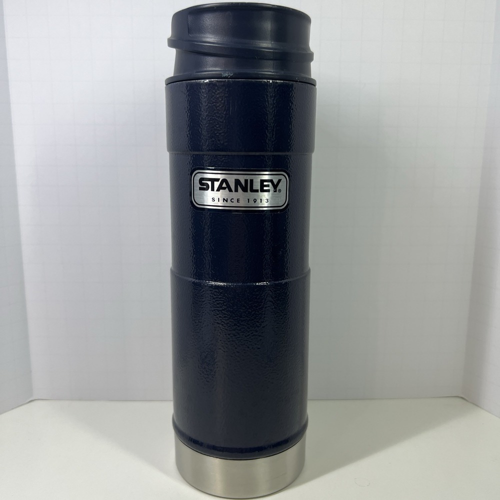 Stanley Classic 16 oz One Hand Vacuum Tumbler Hammerton Navy Blue Push Button